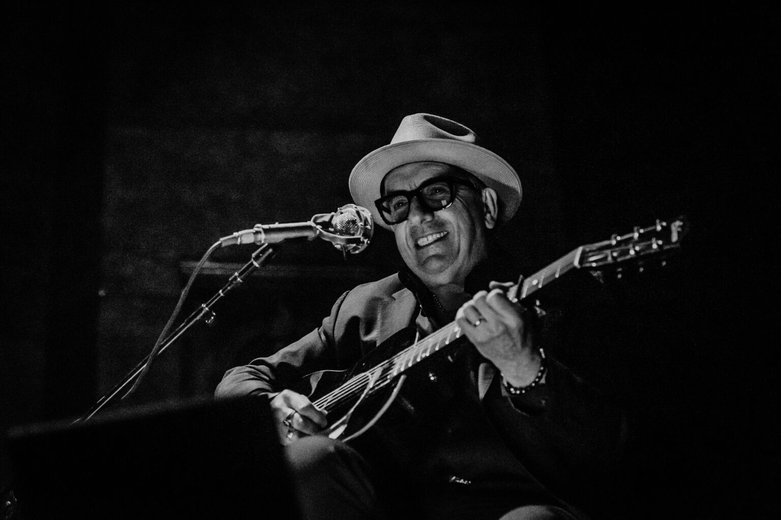 Elvis Costello At The State Theatre Of Ithaca | ElvisCostello.com